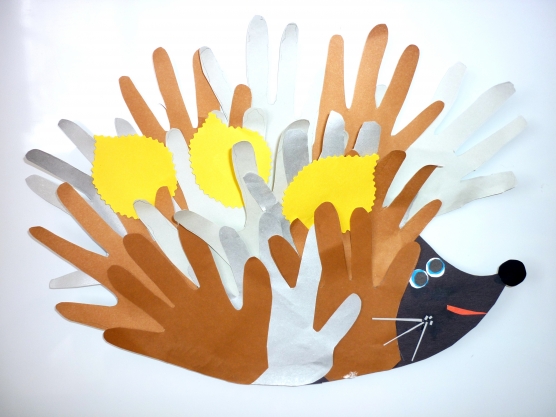 Поделки из ладошек своими руками: поэтапное изготовление интересной аппликации из бумаги детьми в детском саду