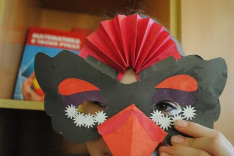 Карнавальные маски своими руками: как сделать простые и красивые новогодние и праздничные карнавальные маски (150 фото)