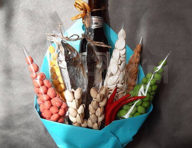 Мужской букет своими руками: из алкоголя, продуктов, носков, трусов, шариков, цветов | праздник для всех