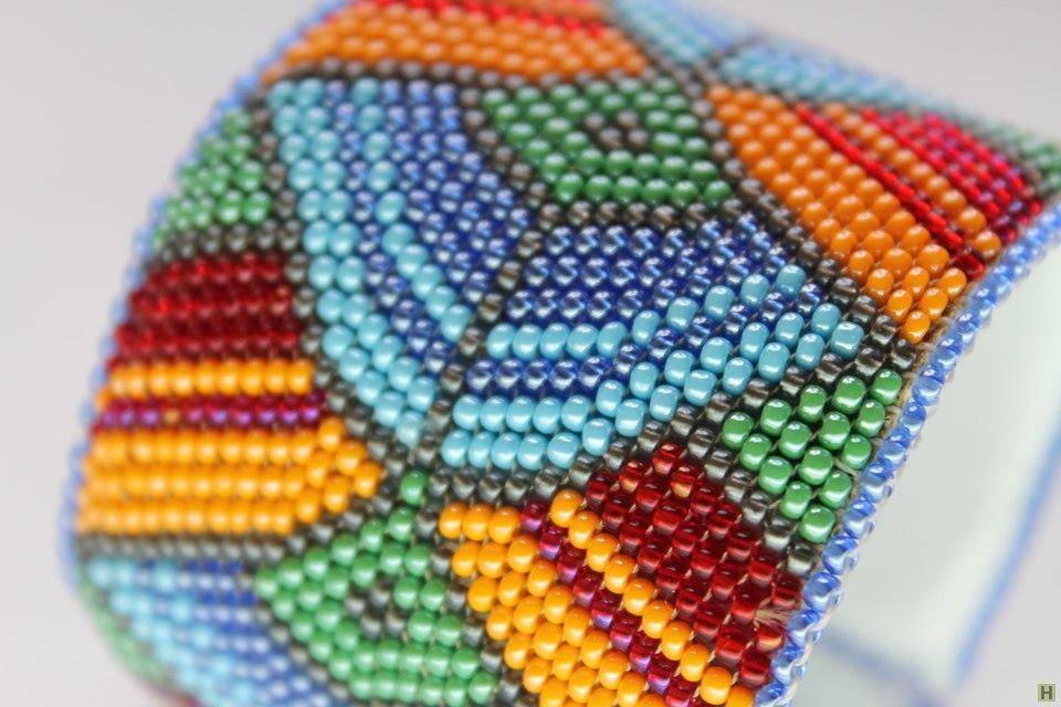 Мозаичное плетение бисером в мастер-классах
