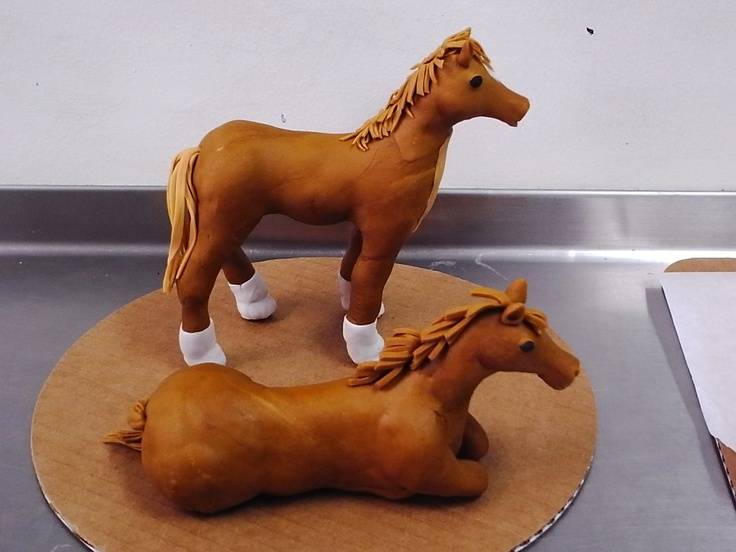 Как сделать лошадь из пластилина