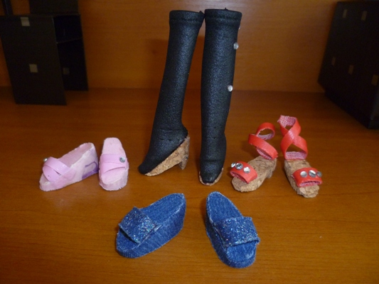 Кропотливая и изящная работа: как сделать обувь для кукол своими руками?