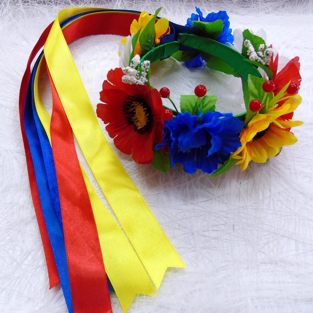 Венок на голову своими руками из цветов, бисера, фоамирана: 85 фото примеров, мастер-класс плетения украинского венка