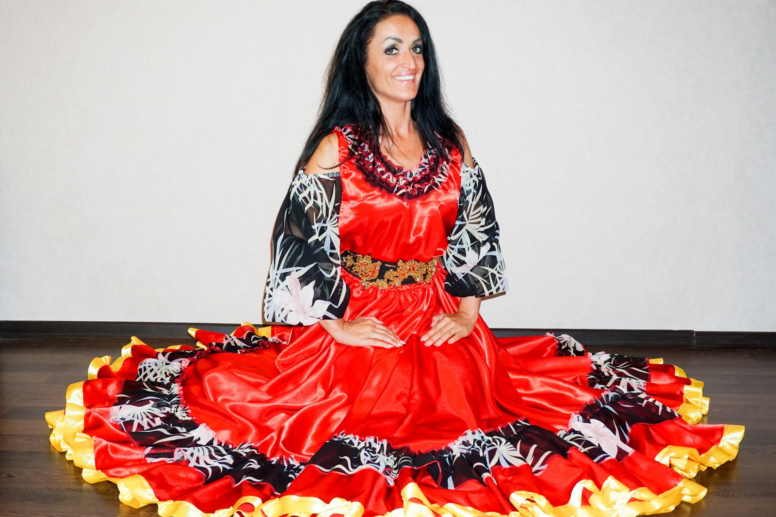 Цыганские костюмы своими руками: делаем для танцев по фото-подборке - сайт о рукоделии