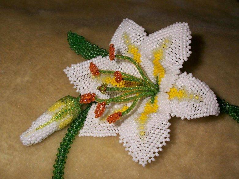 Лилия из бисера: нюансы плетения разных видов этого цветка, пошаговые мастер-классы