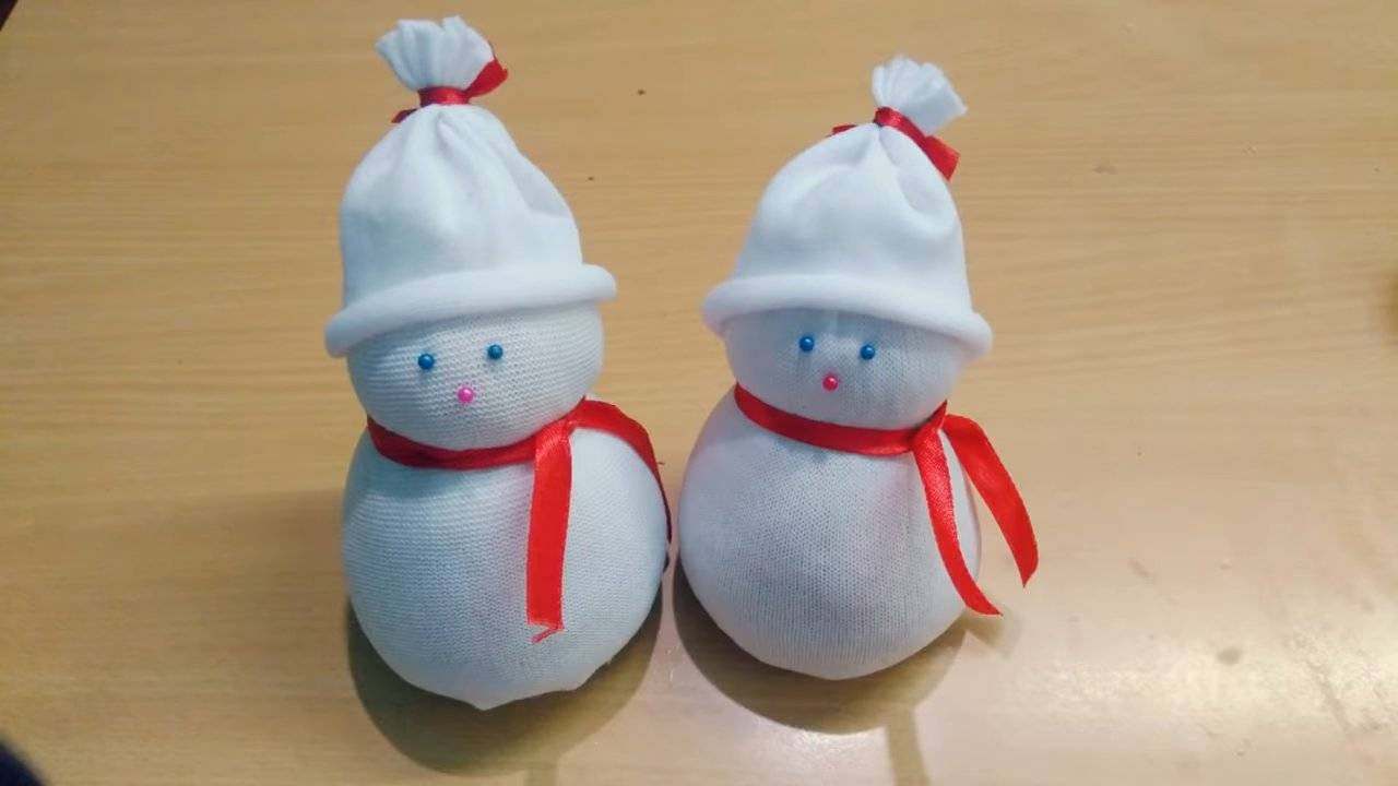 Снеговик из носка своими руками мастер класс. 3 варианта, как сделать снеговика из носка. | красивый дом и сад