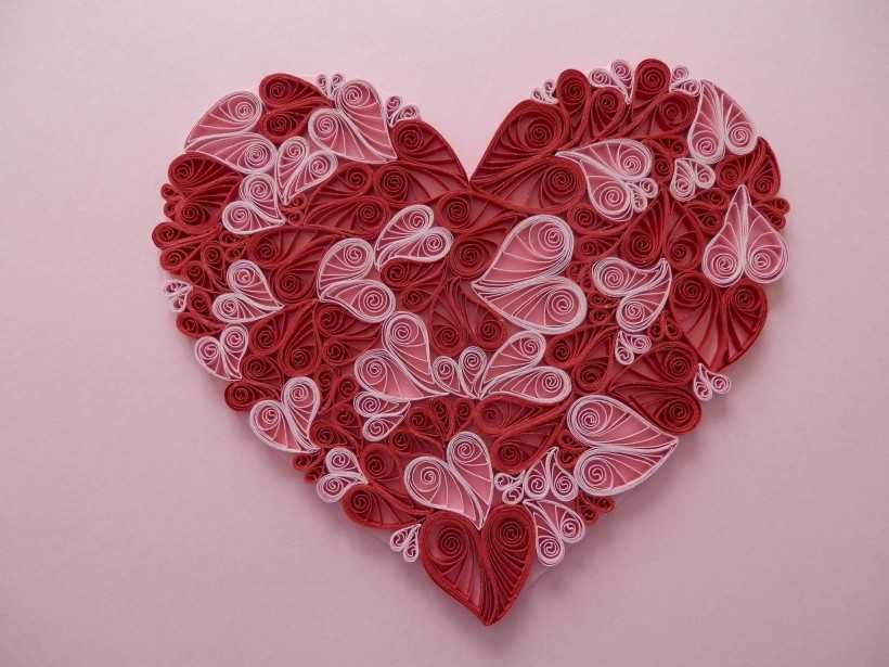 Валентинки своими руками: кружевные сердечки из бумаги в технике Квиллинг
