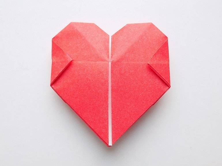 Сердце оригами: как сложить красивое сердечко из бумаги. способы и особенности создания бумажного сердца