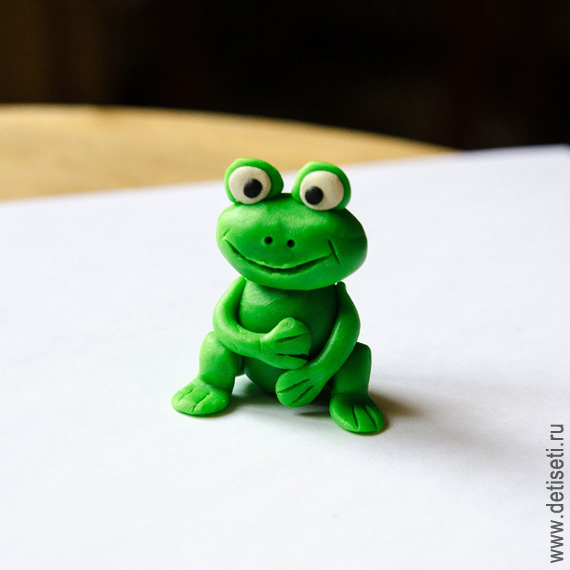 Лягушка из пластилина: как сделать игрушку поэтапно, лепка вместе с ребёнком