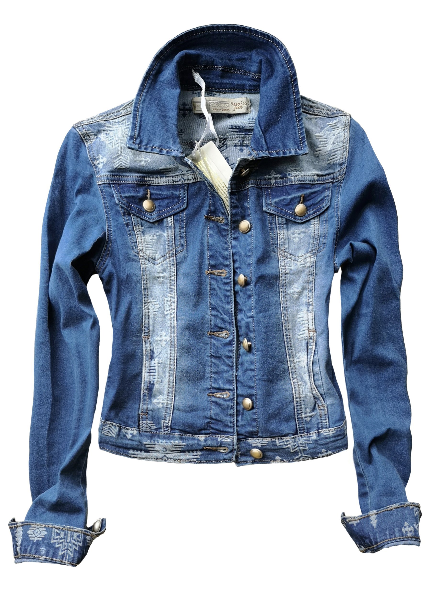 С чем носить джинсовую куртку: стильные сочетания 2022
