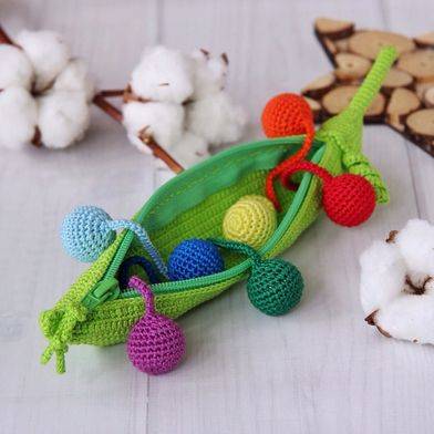 Шьем зеленый горошек и другие фрукты и овощи. стручок гороха: pазвивающая игрушка своими руками || стручок гороха своими руками