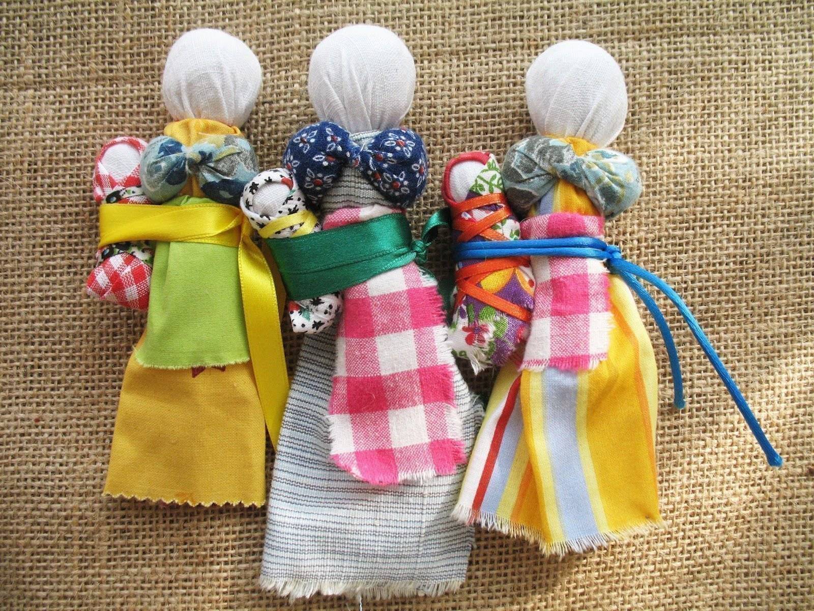 Кукла оберег своими руками из ткани: как делать пошагово и поэтапно, как сшить тряпичную народную пеленашку в домашних условиях