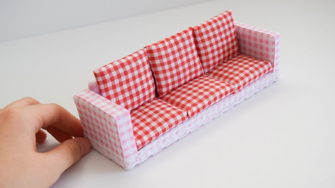Как сделать кровать для кукол своими руками: способ изготовления двухъярусной кровати, диван из картона, пошаговой описание, инструменты и материалы