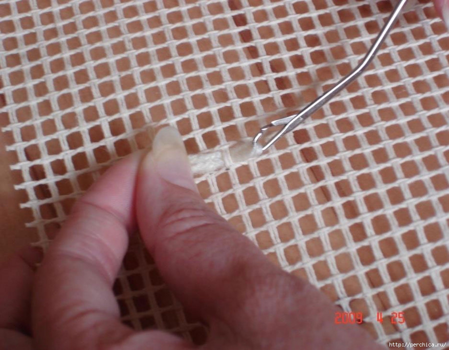 Ковровая техника вышивки: мастер класс с помощью специальной иглы