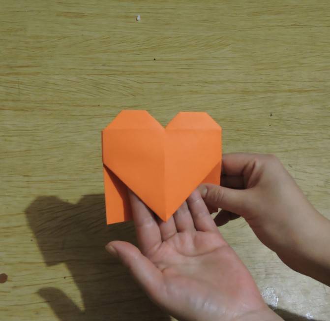 Кольцо с сердечком для любимой в технике оригами