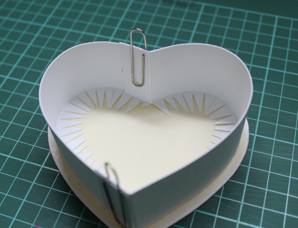 Как сделать коробок в виде сердца своими руками