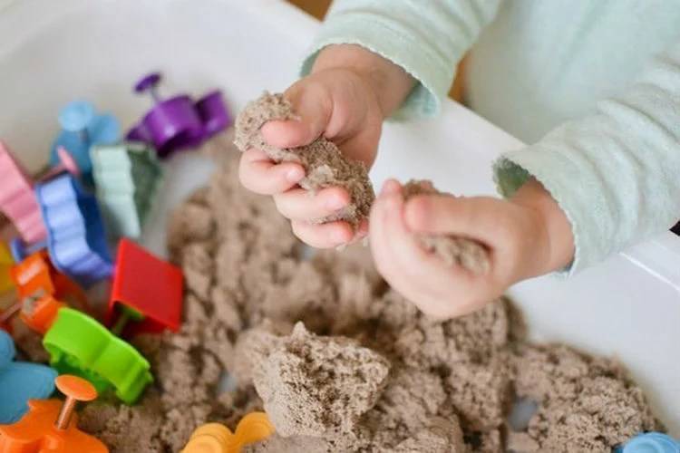Кинетический песок своими руками: восторг и у детей и у взрослых