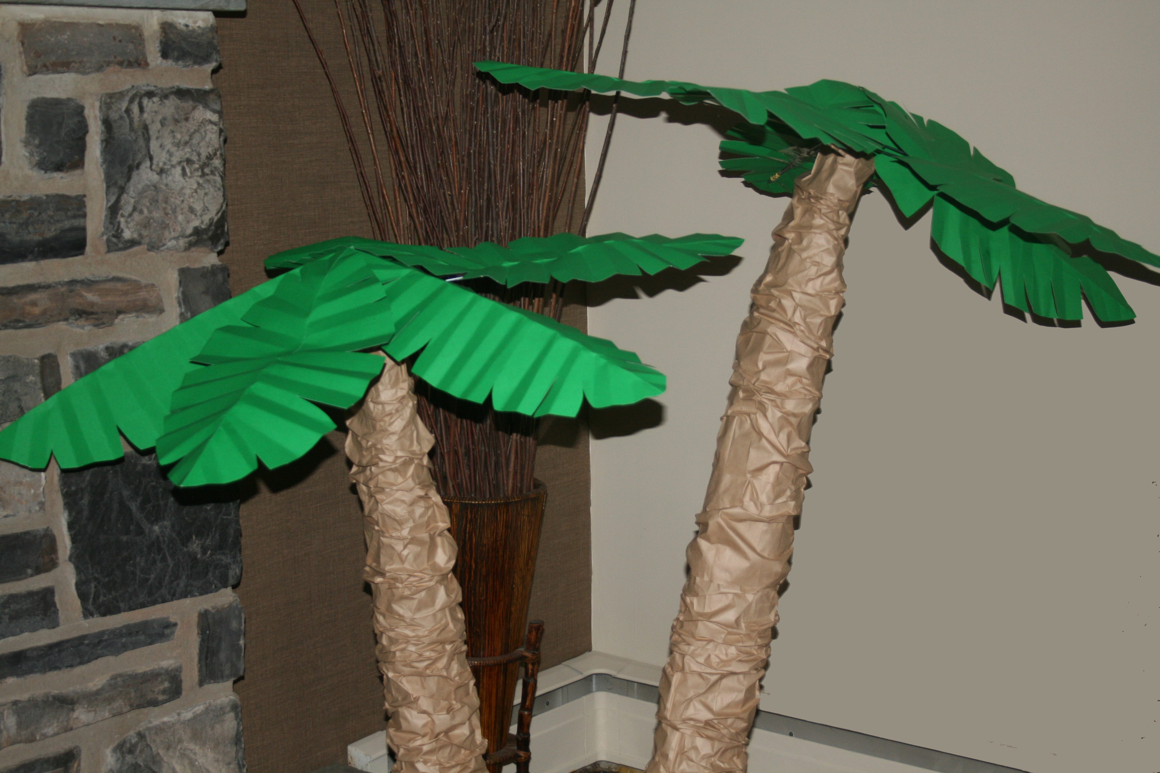 Пальма из пластиковых бутылок: пошаговое изготовление искусственного дерева своими руками