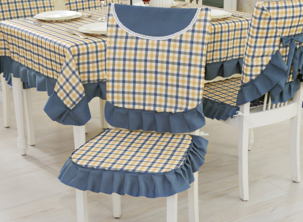 Изготовление накидок на стулья и скатерти