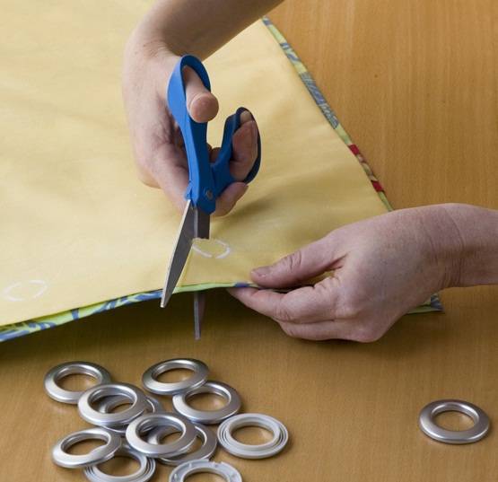 Как сделать шторы на кольцах своими руками: пошив и крепление