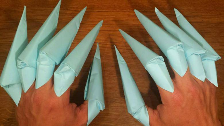 Оригами когти на пальцы своими руками из бумаги: поэтапная схема когтей росомахи и фреди крюгера
