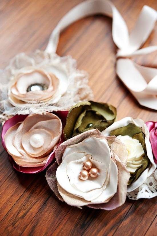 Как сделать цветы из ткани своими руками? цветы из ткани для начинающих :: syl.ru