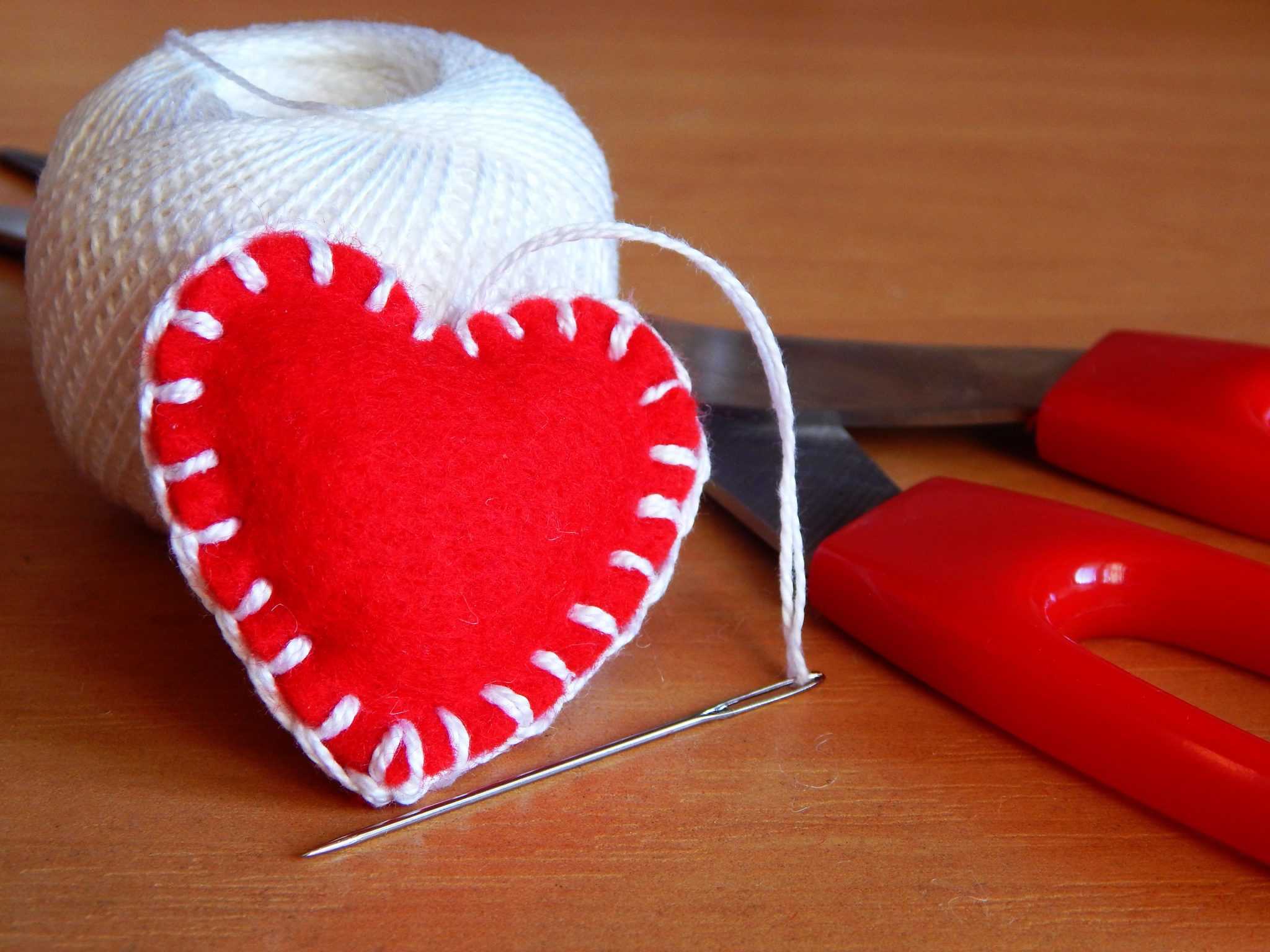 Валентинки своими руками: самые простые и красивые поделки на 14 февраля