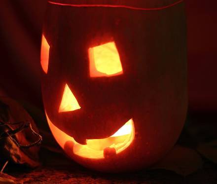 Тыква на хэллоуин. идеи, трафареты, инструкция по вырезанию, фото и видео