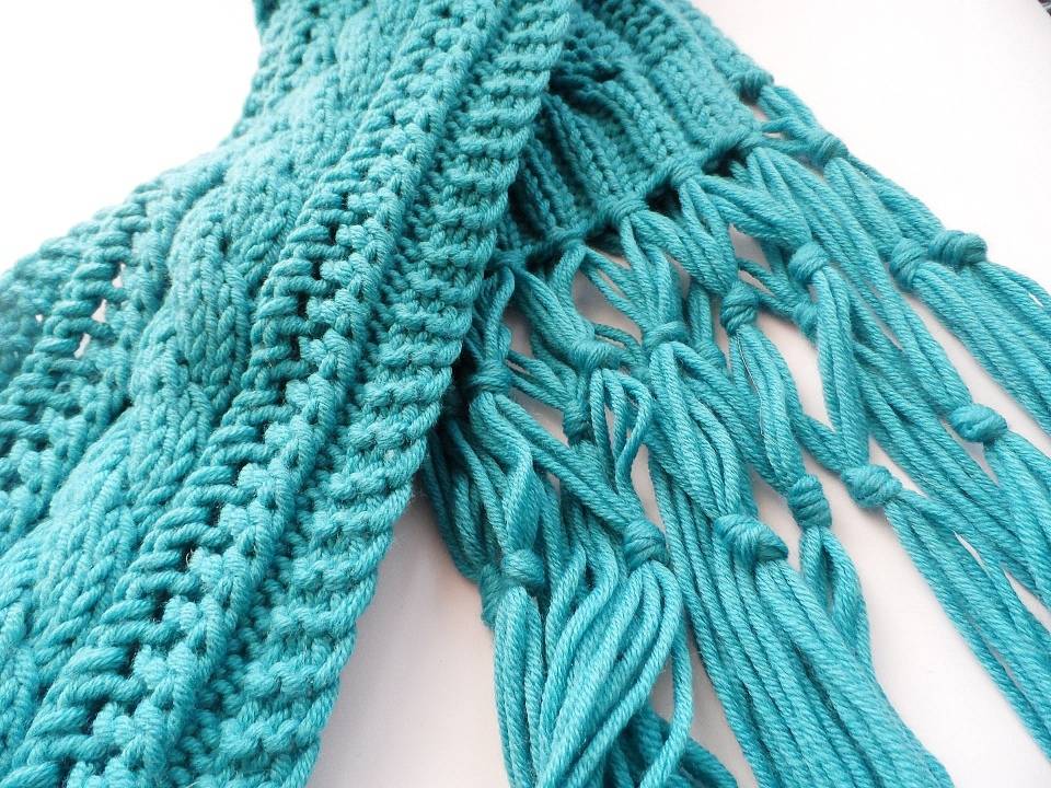 Красивое завершение вязания шарфика спицами