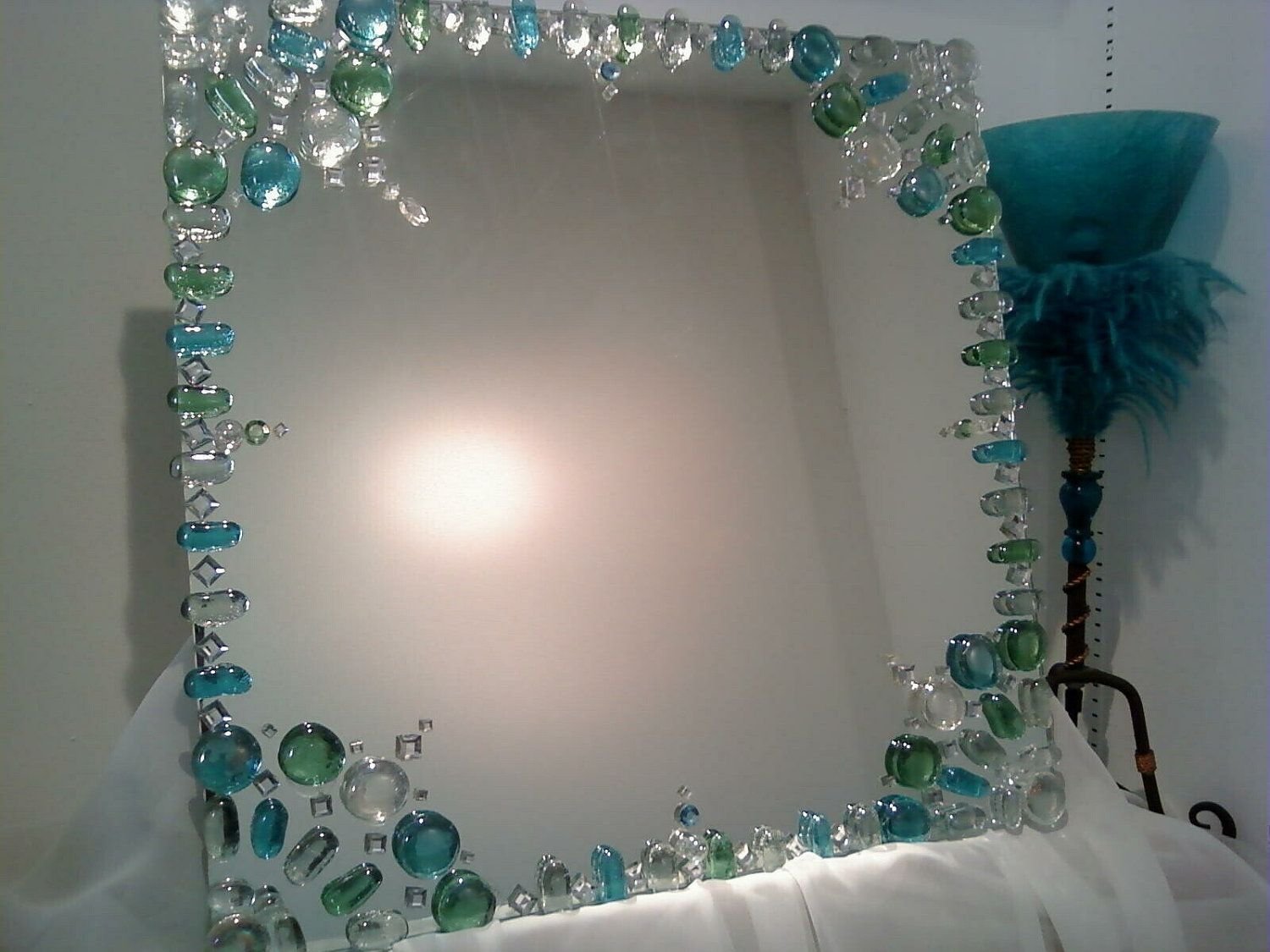 Оригинальные идеи, как украсить зеркало. пошаговые инструкции по декорированию – сделаем мебель сами