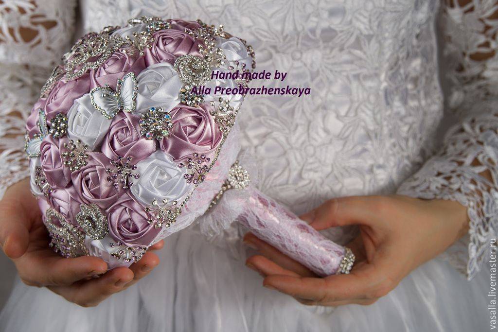 Свадебный букет из атласных лент своими руками