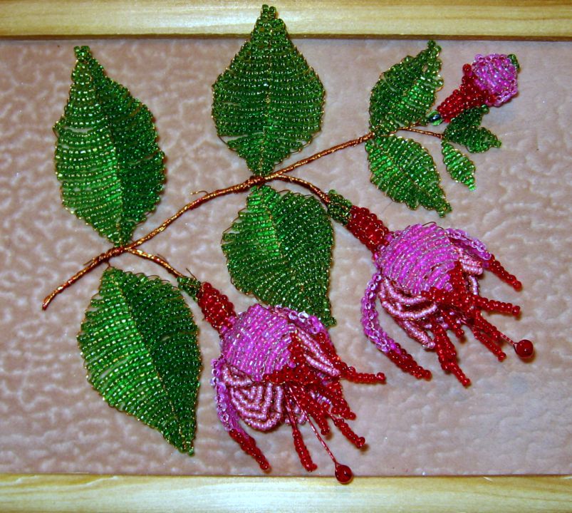Роза из бисера: подробный мастер-класс с описанием плетения