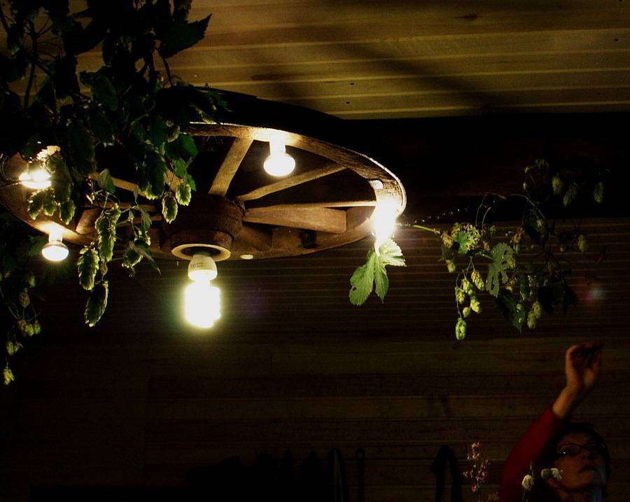 Дизайнерские светильники из дерева и фанеры – воплощаем идеи из мастер-класса