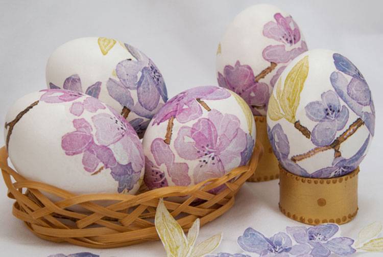 Как украсить пасхальные яйца своими руками? 13 способов покраски в домашних условиях