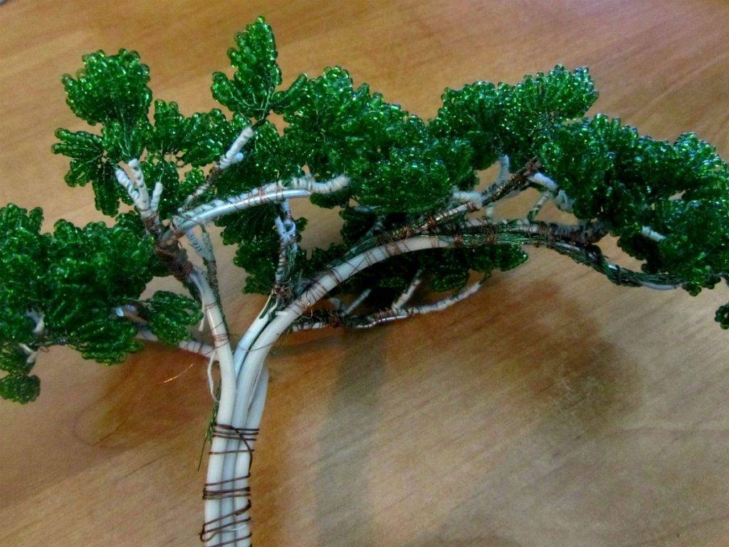 Деревья из бисера своими руками со схемами, фото и видео
