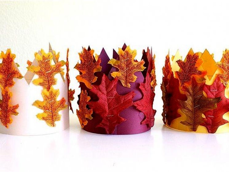 Корона из кленовых листьев. корона на осенний бал из листьев для праздника в детском саду