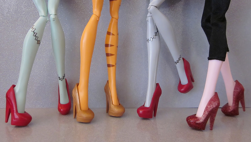 Обувь для кукол своими руками: как сделать ботиночки или туфли текстильной кукле