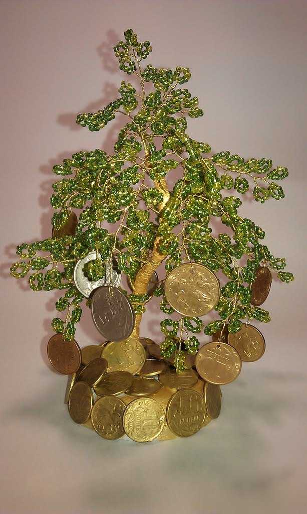Денежное дерево из бисера с монетами своими руками