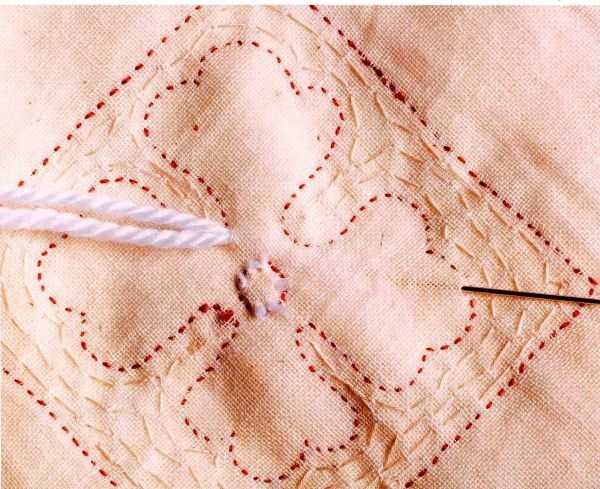 Трапунто: оригинальная объемная вышивка своими руками (фото)