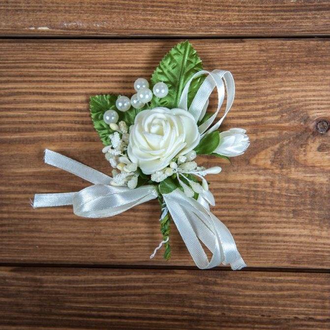 Бутоньерки на свадьбу своими руками ? в [2022] – искусственные из бумаги & цветов, а также живые (из свежих растений)