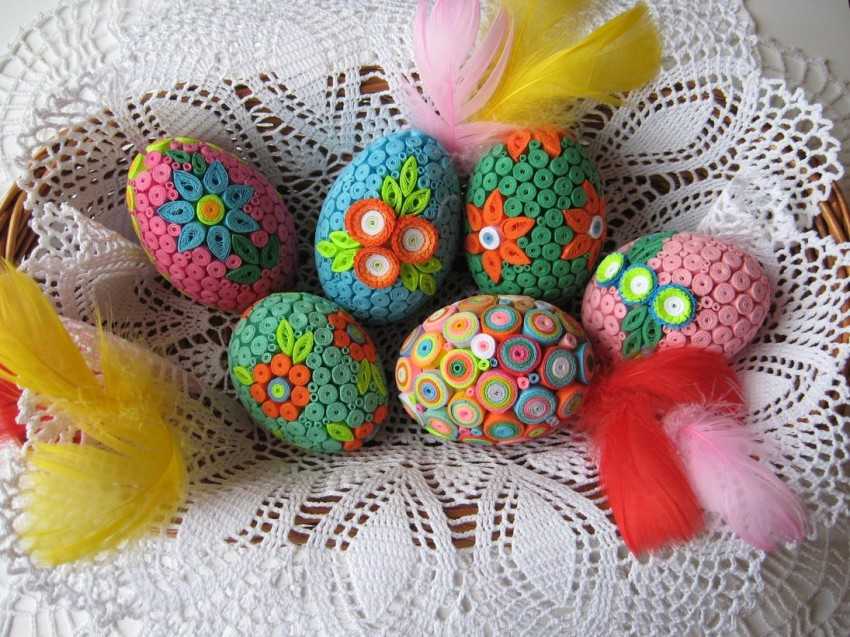 Как красиво покрасить и украсить яйца на пасху 2021? покраска пасхальных яиц в домашних уловиях