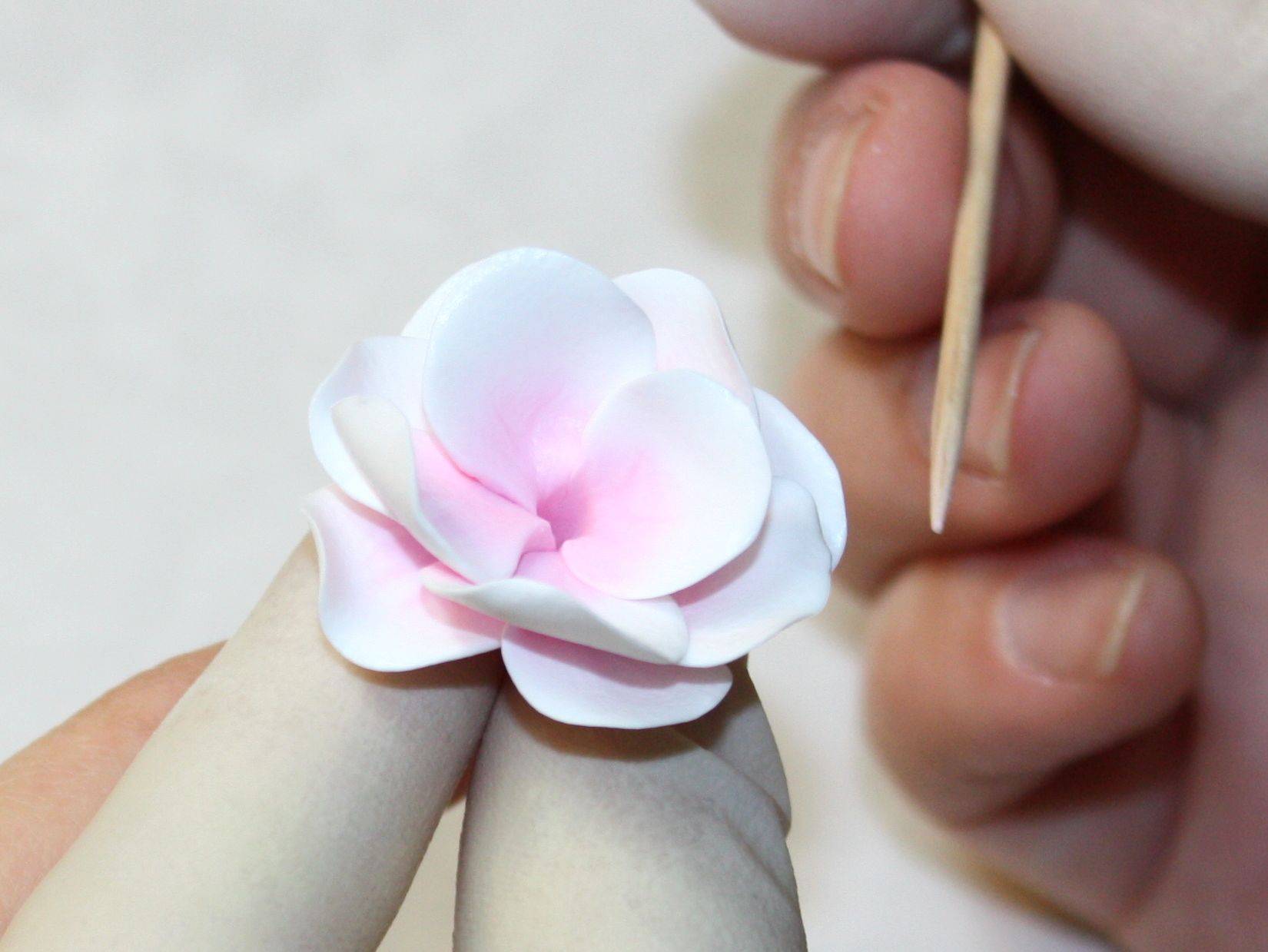 Цветы из полимерной глины своими руками: мастер-классы