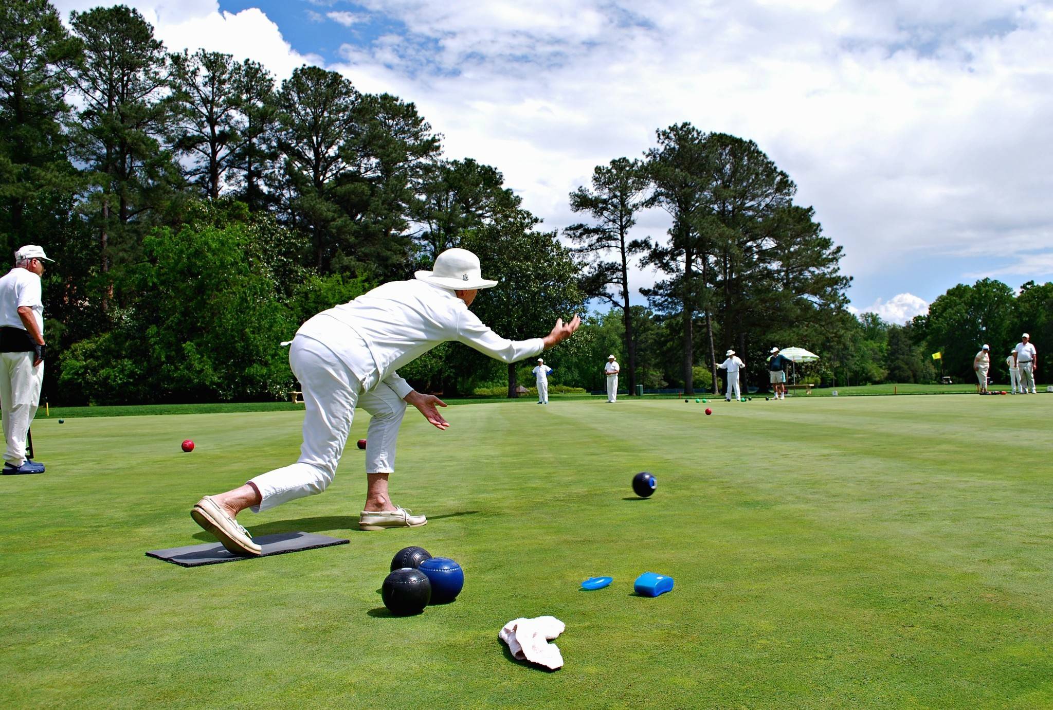 How to beat your friends at every lawn game - insidehook