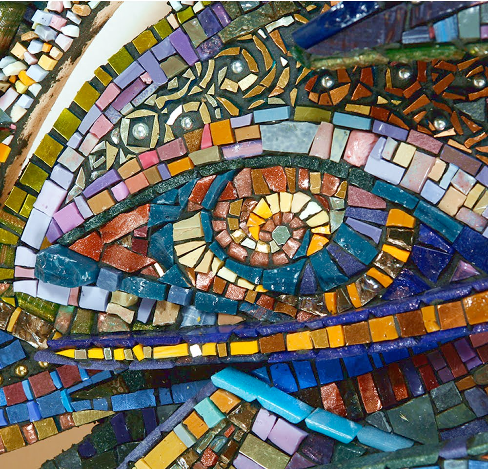 Мозаичное стекло: цветные витражи в интерьере, как сделать картину своими руками