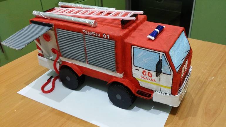 Как сделать машину из картона: пожарная машина из коробок своими руками