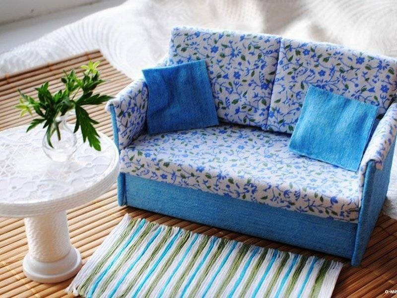 Игрушечный раскладной диван для сильванов. | страна мастеров