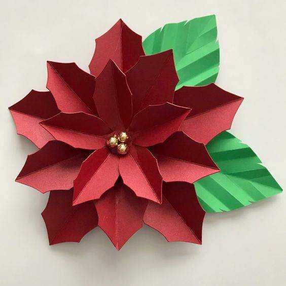 Рождественская звезда - пуансеттия из бумаги