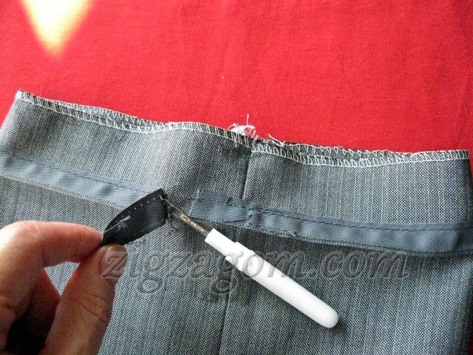 Как подшить брюки с помощью ленты - как правильно пользоваться клеевой или паутинкой с видео