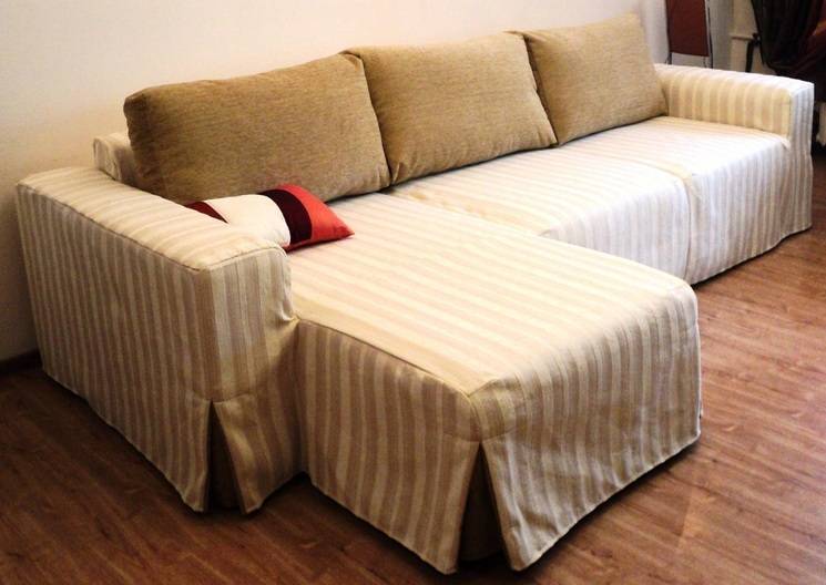 Из какой ткани сшить накидку на диван?